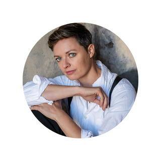 Risa Scott Photo Fully Nomadic Photographer Headshots - Portrait - Lifestyle - Adventure