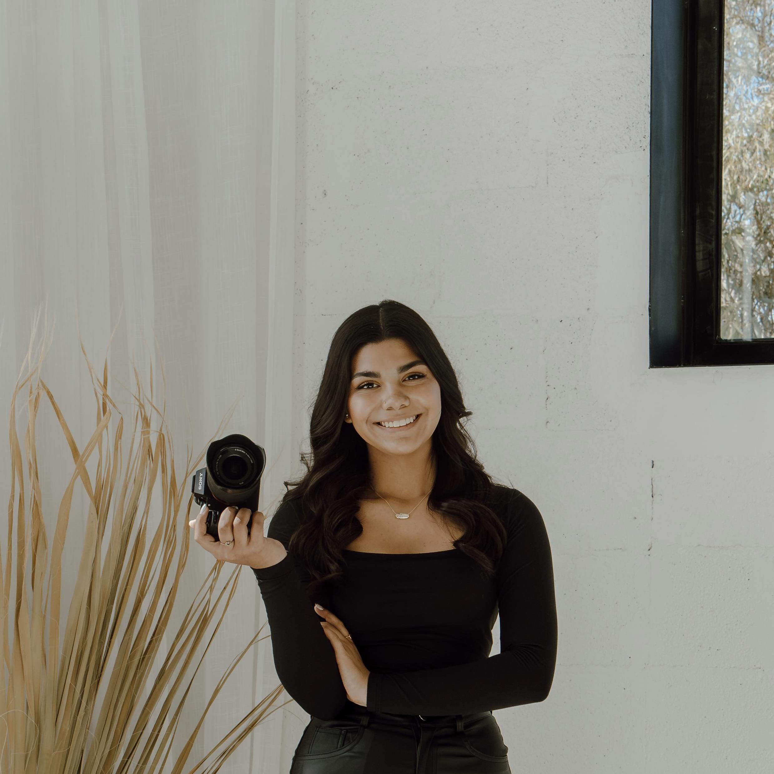 Capture Your Moments with a Skilled Photographer in Peoria, AZ - Book Now for Stunning Photos