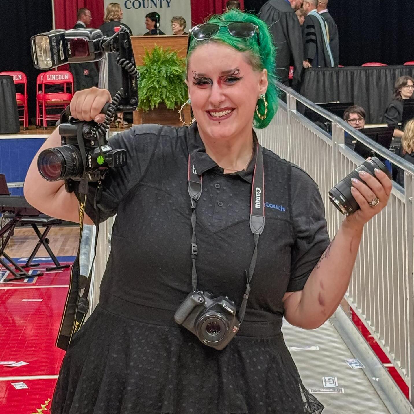 Hello! My name is Kelso Webster, and I own and operate Starshine & conjure Co. and I would love to snag up another wedding!