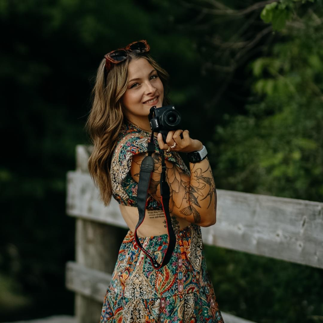 Professional Photographer in Kalamazoo, MI Capturing Stunning Moments with Creative Vision
