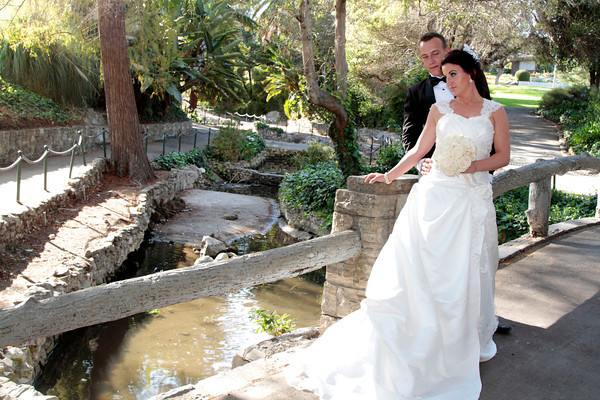 Caring, Affordable, Experienced Wedding Photographer