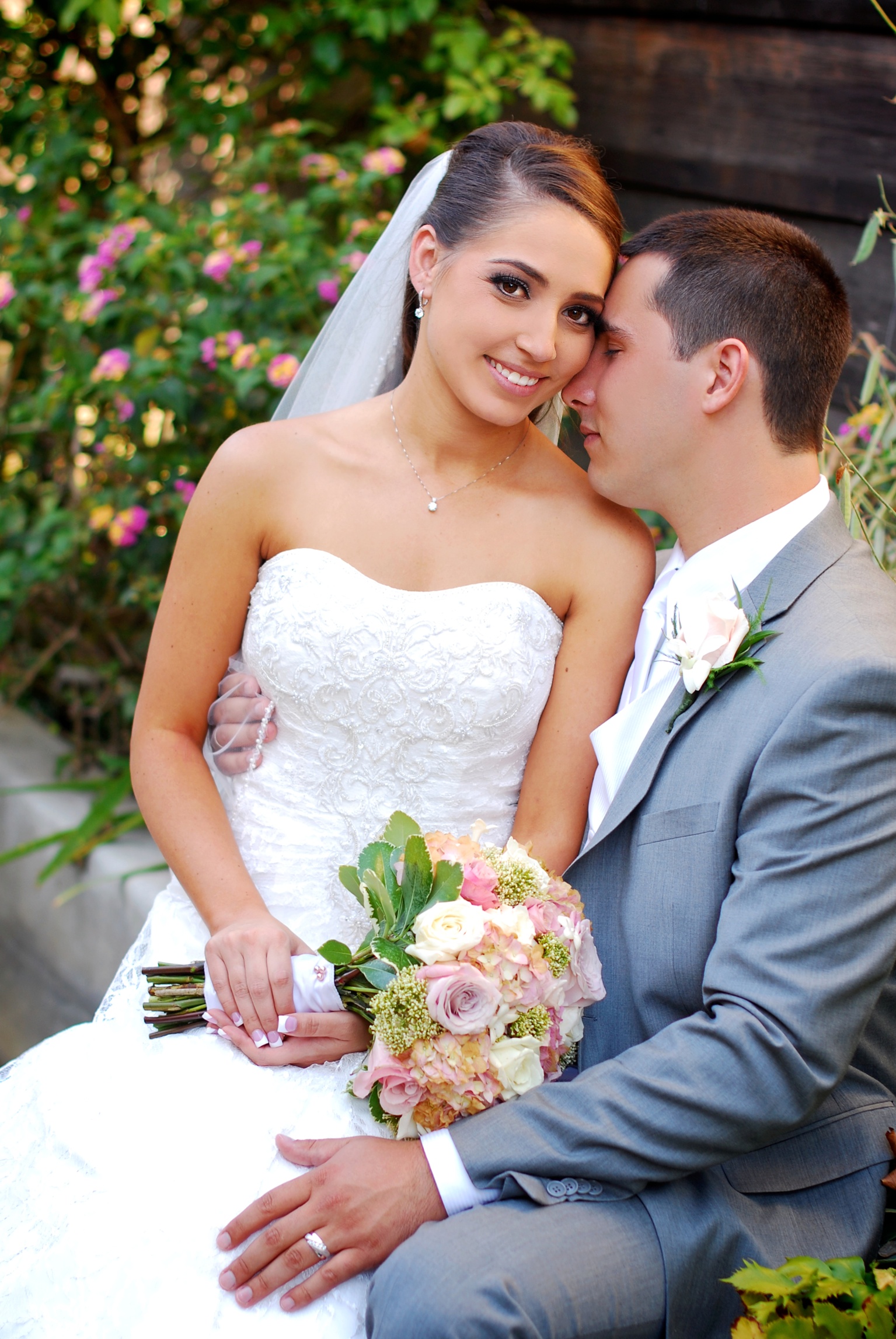 Excellent Wedding Photography available today!