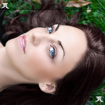 Studio/Outdoor Portrait Photographer