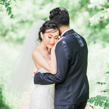 Affordable Lifestyle & Wedding Photographer