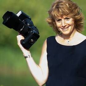 I am a photographer for all occasions and i have a partner who can be second photographer/videographer