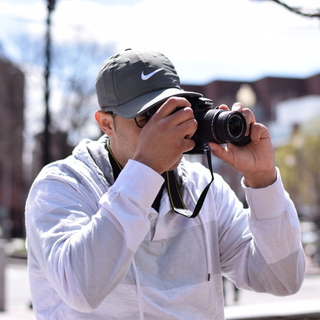 Looking for a photographer ?