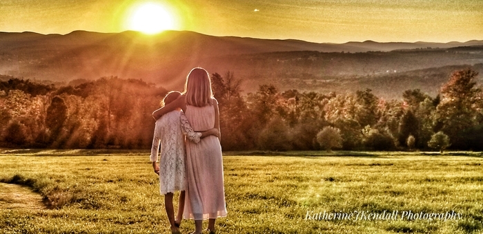 I am a self taught photographer who loves to capture special moments that will last a lifetime.