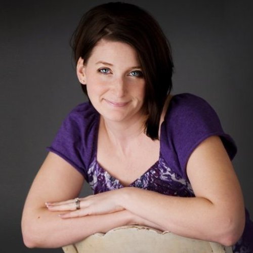 Photographer specializing in newborns, children, families and weddings
